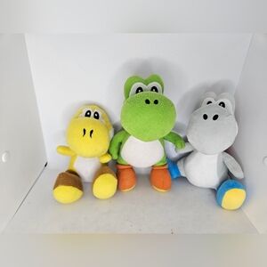 Gray Green Yellow Yoshi Super Mario Bros Plush Stuffed Animal Nintendo Lot of 3.